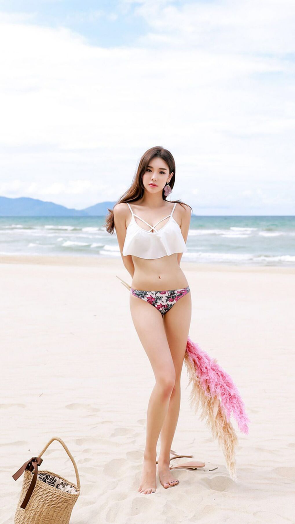 双星缺阵下的北欧灯塔,伊萨克独舞撕裂瑞典,葡萄牙用群狼战术点亮新王之路